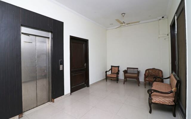 OYO 10878 Unitech Cyber Park