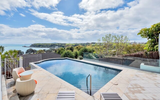 Magnificent Harbour View Villa in Orakei