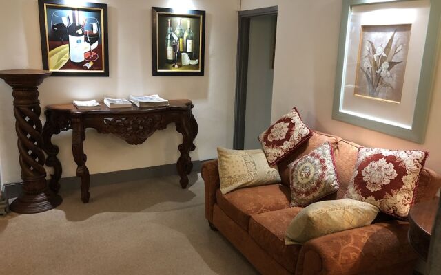 Home Farm Hotel