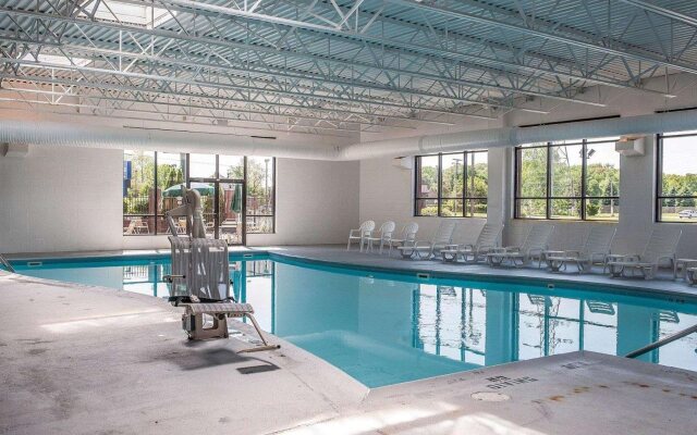 Quality Inn South Bend