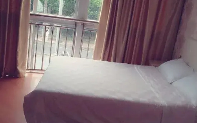 Kelong Hotel