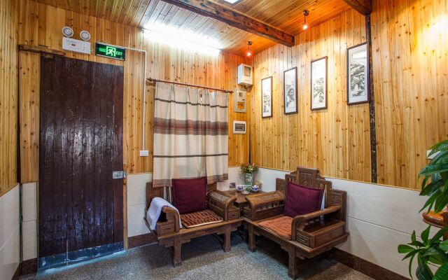 Wuzhen Helan Bridge Inn