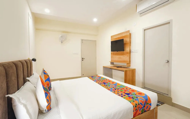 Fabhotel Indian Suites