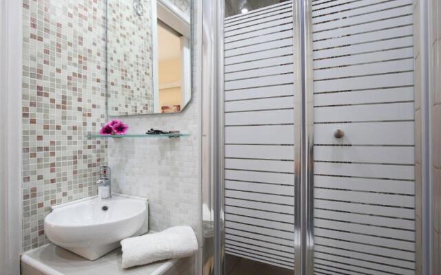 Tasoula Studios & Apartments