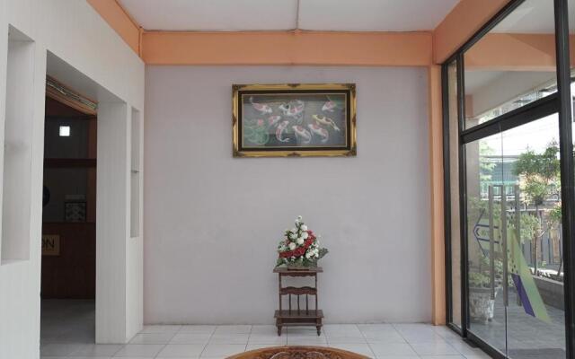 OYO 2200 Hotel Gunung Sari