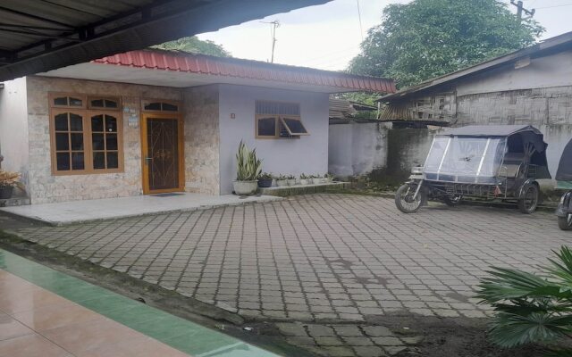 SPOT ON 93506 Kamboja Homestay Syariah