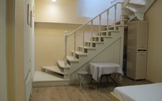 Apartment on Bulvar Nadezhd St. 6-3