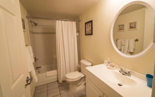 Ocean Village Club F16