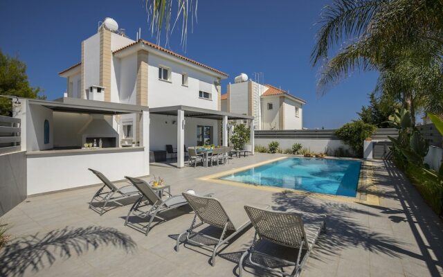 Protaras Villa Sandy Toes