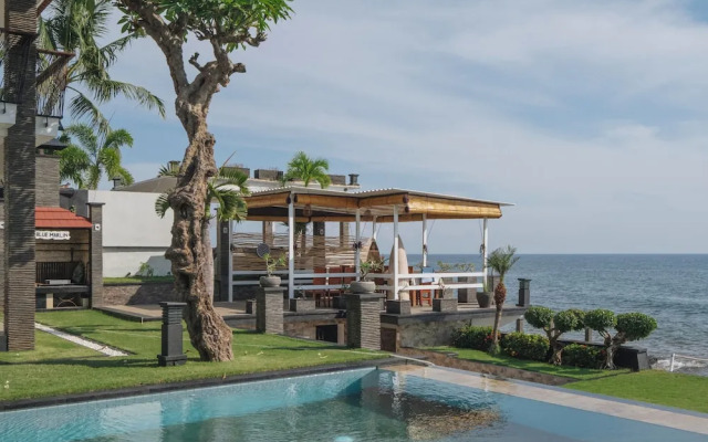 Blue Marlin 6-BR Villa Singaraja Bali