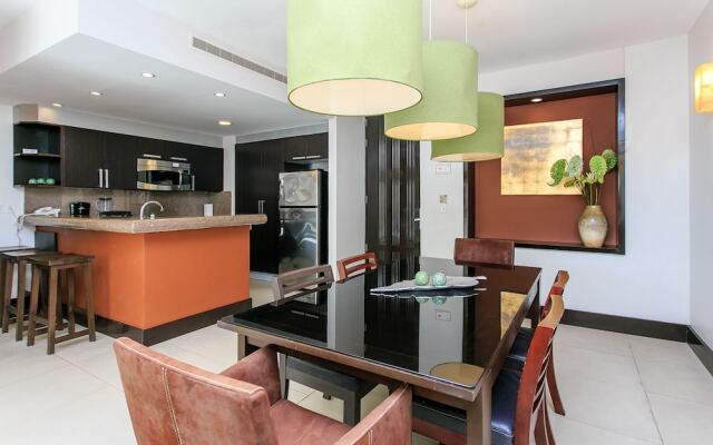 Aldea Thai 1126 2 Bedrooms by RedAwning