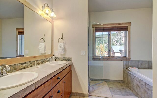 6509 Settlers Creek Townhomes by RedAwning