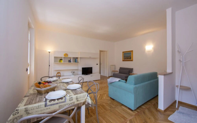 Angie's Apartment Stresa Lake