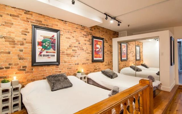 1858 Upscale Lofts in Old Montreal by Nuage