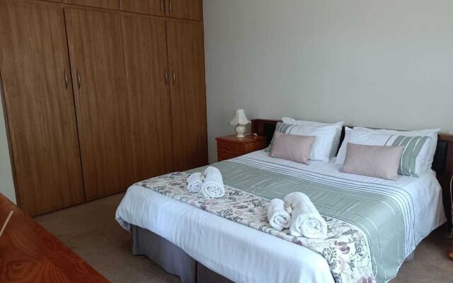 Charming Randburg Accommodation Near the Olivedale Clinic