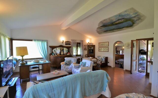 Nice apartment with large Terrace..-La Rotta