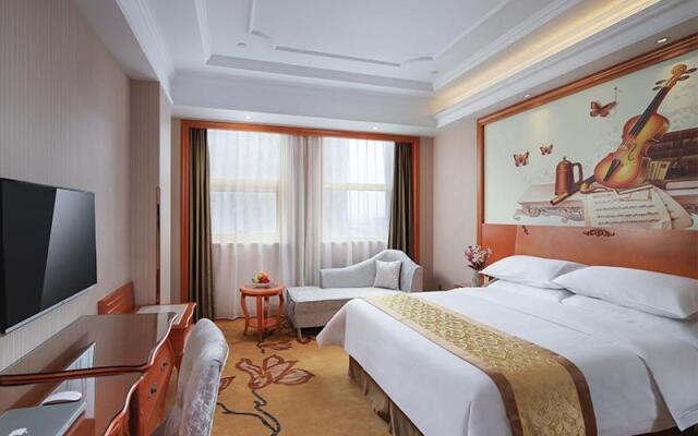 Vienna Hotel(Rugao Auto Station Branch)