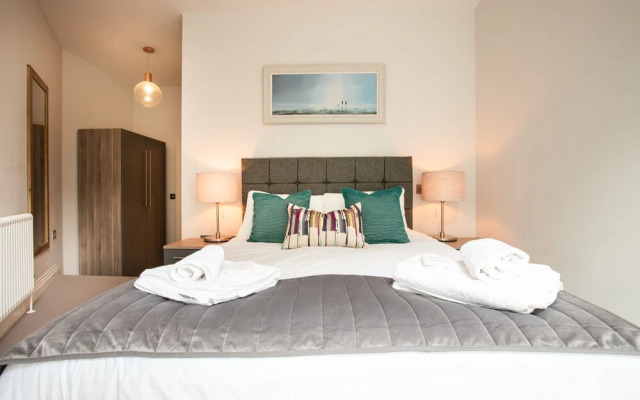 Windsor Castle Apartments