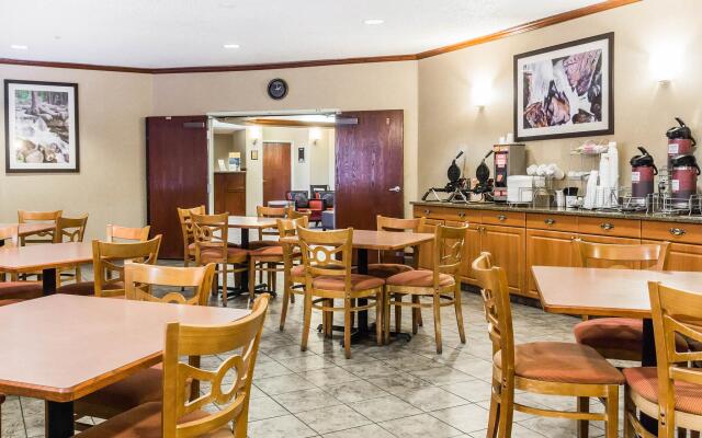 Comfort Suites Denver North - Westminster