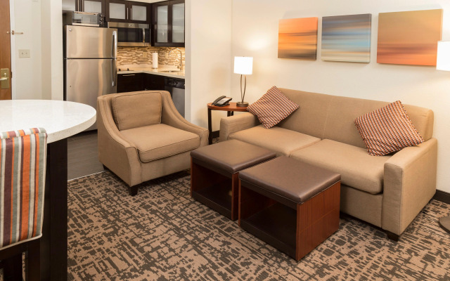 Staybridge Suites Indianapolis-Fishers by IHG