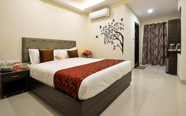 Hotel Lotus Grand