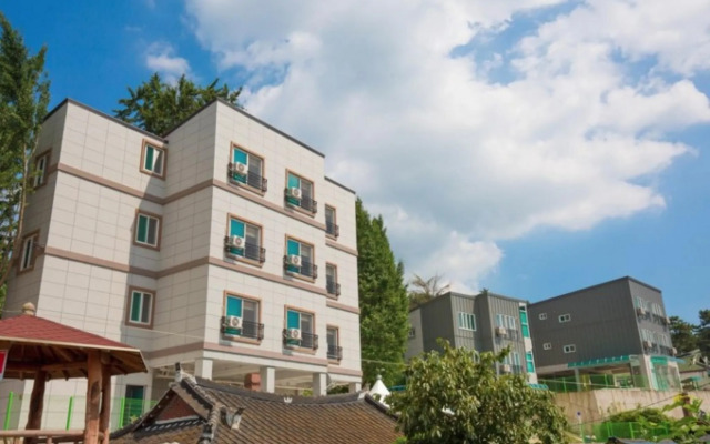 Suncheon Bay Healing Camp Pension