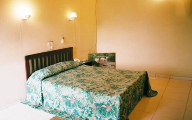 Hotel Randiya