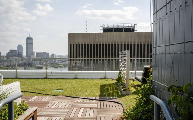 Global Luxury Suites at Kendall East