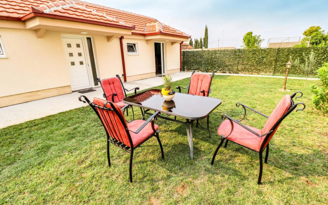 Simo apartments airport Podgorica