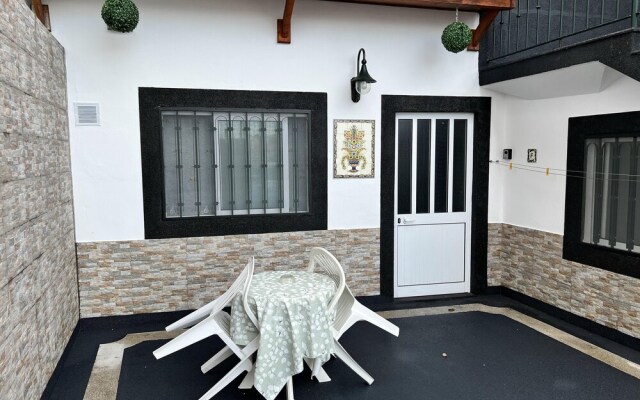 Luxurious Spacious Studio Retreat Close to Funchal