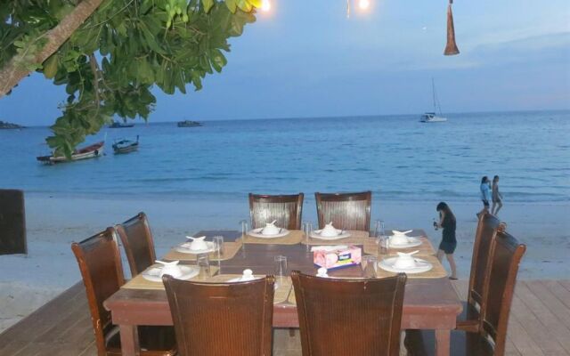 Lipe Resort