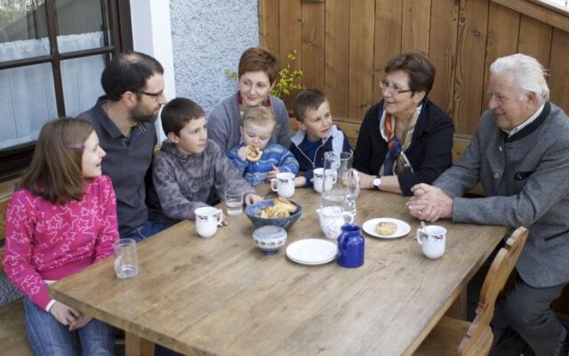 Holzblockhäuser Fam. Schabus