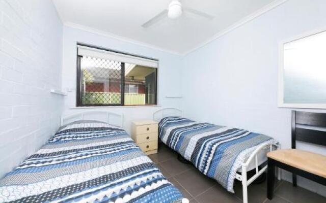 Villa Forster - 1/14-16 Robert Street, Forster