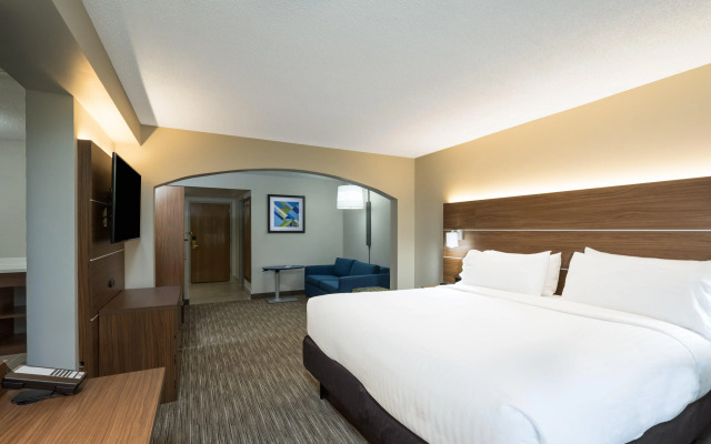 Holiday Inn Express Hotel & Suites Louisville East by IHG