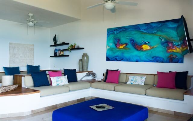 Costa Brava B4. Ocean View Balcony, Wifi, Netflix