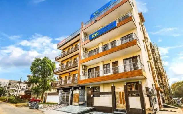 FabHotel GCR Sector 43