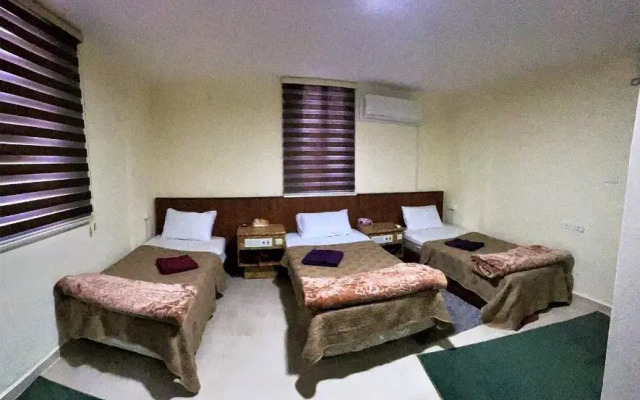 Orient Gate Hostel and Hotel