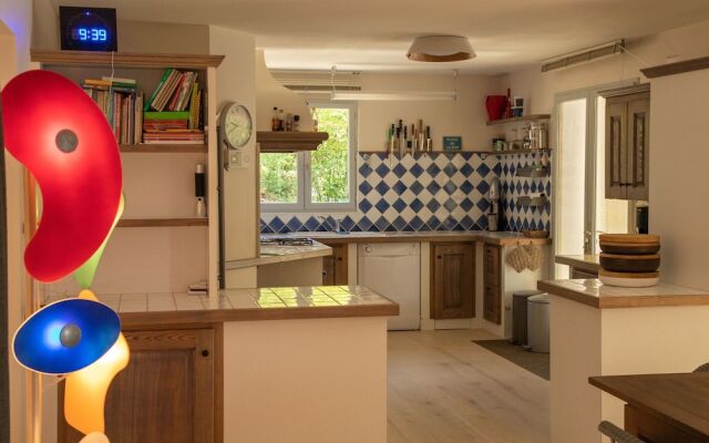 Lively Villa in Les Salelles With Private Swimmiing Pool