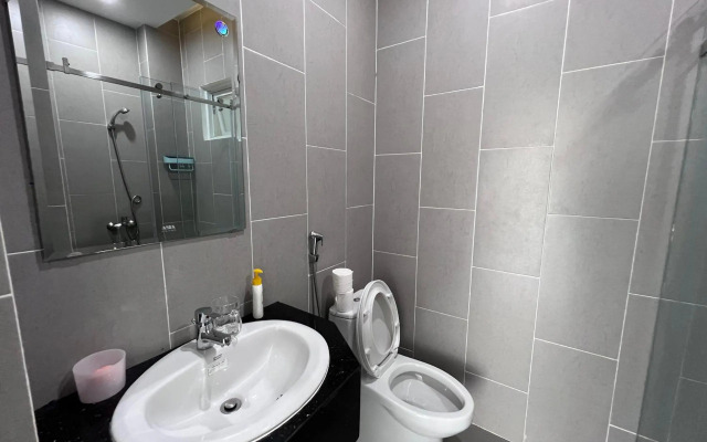 Lyly's House - Homestay