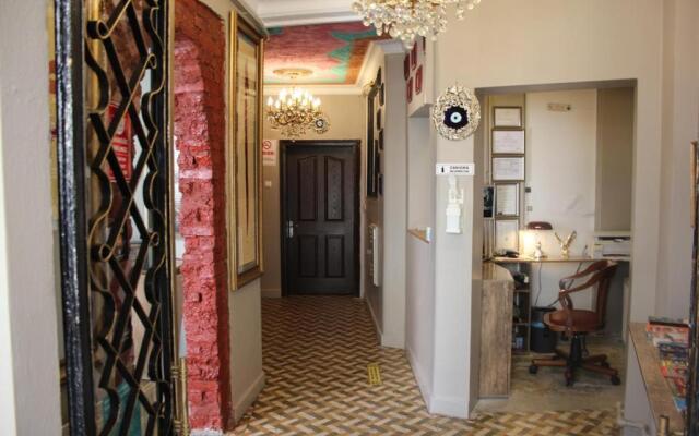 Bahaus Hostel