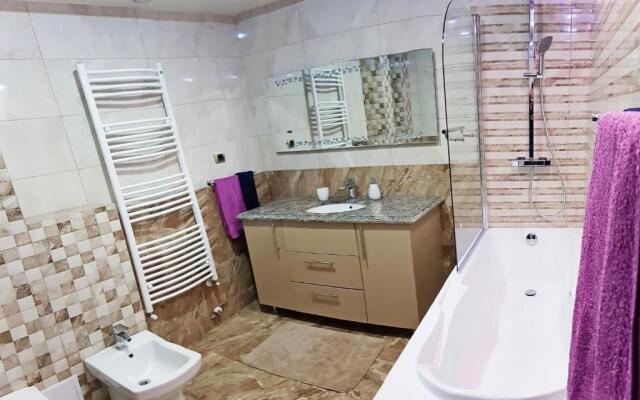 Jasmine Residence Studios