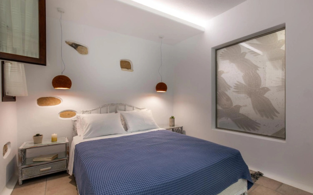 Arco Naxos Luxury Apartments