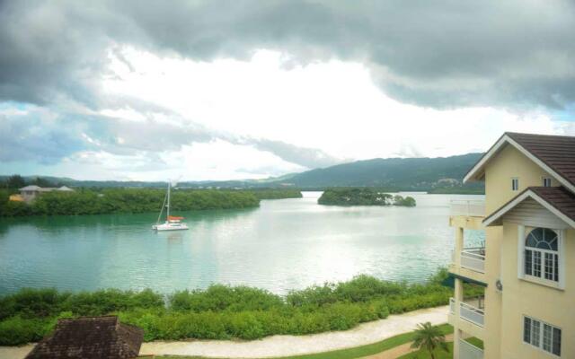 Lagoons Apartments