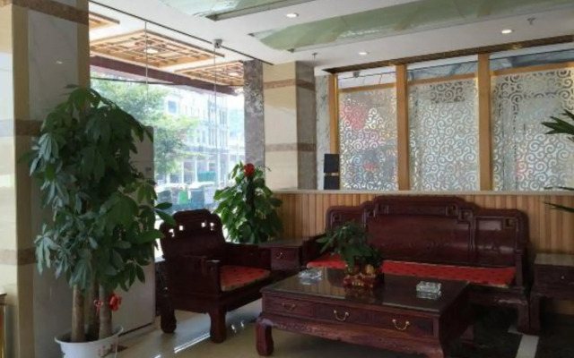 Guanghe Business Hotel (Shaoguan Fengcai Experimental School)
