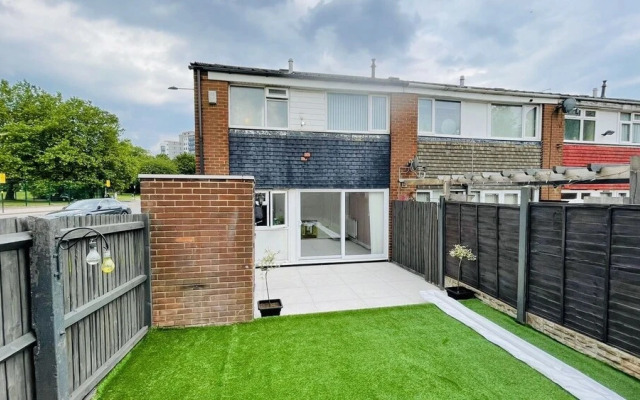 Beautiful 3-bed House in Birmingham City Center