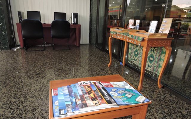 Hotel Grand Continental Kuching