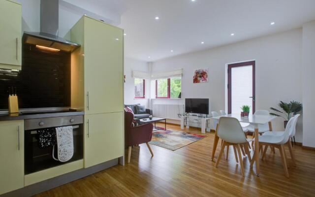 Fareham Point Apartment