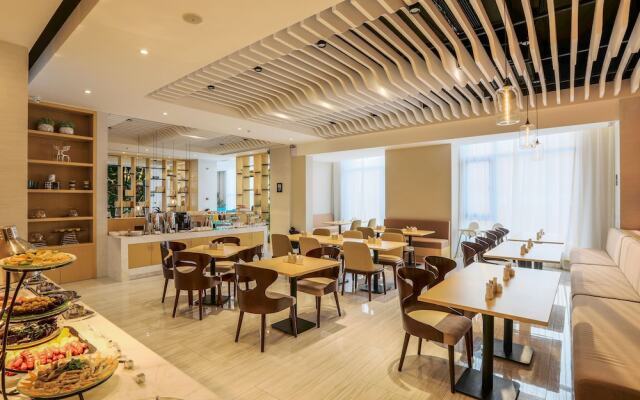 Atour Hotel Xiaoshan International Airport Hangzhou