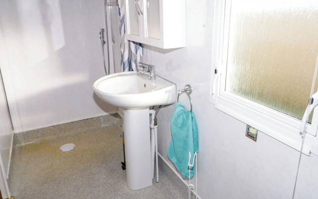 Meric Stone Holiday Lets Caravan 2