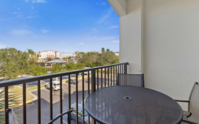 4114 Breakview Drive #306